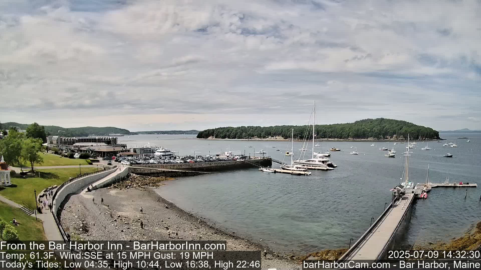 Nubble Lighthouse View Live Cam - York, Maine USA