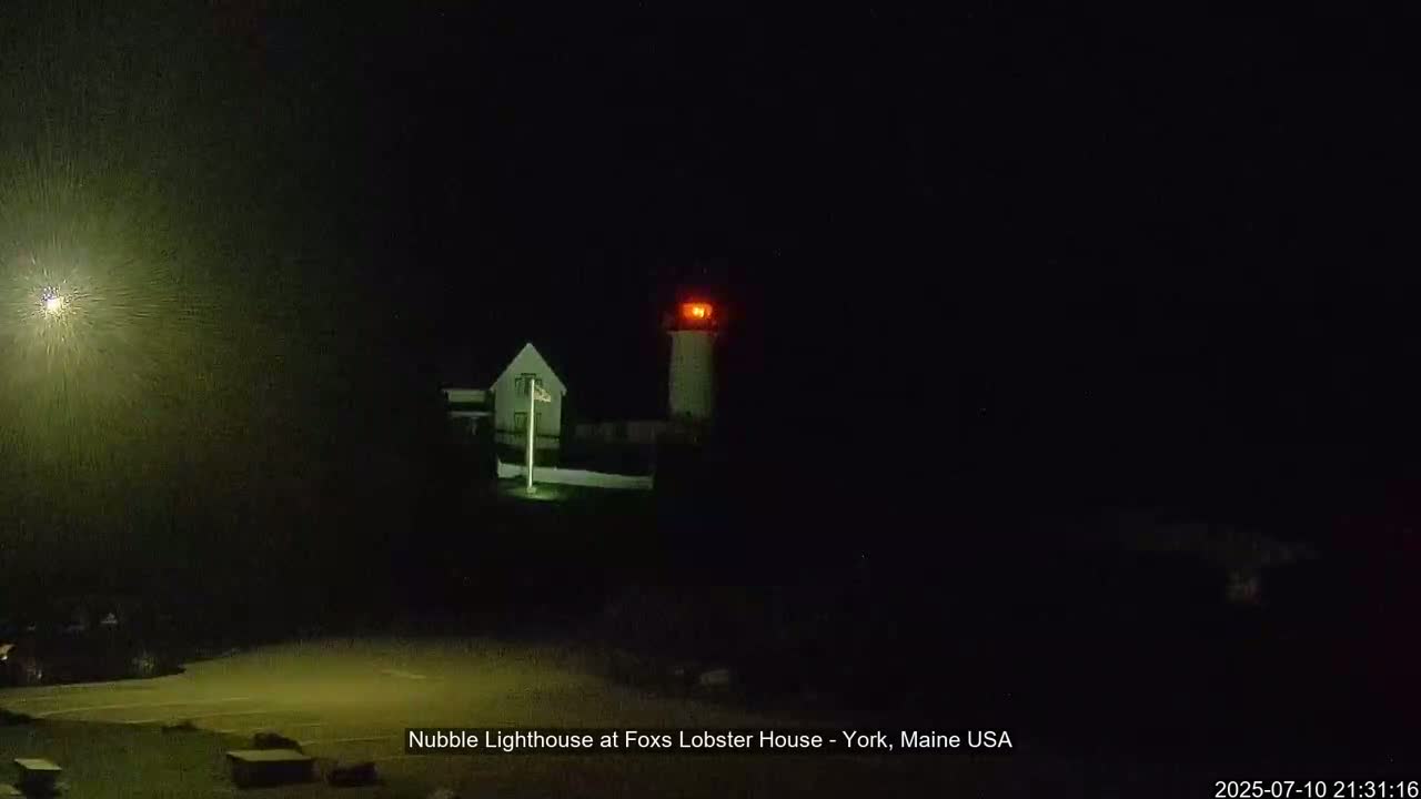 Nubble Lighthouse View Live Cam - York, Maine USA