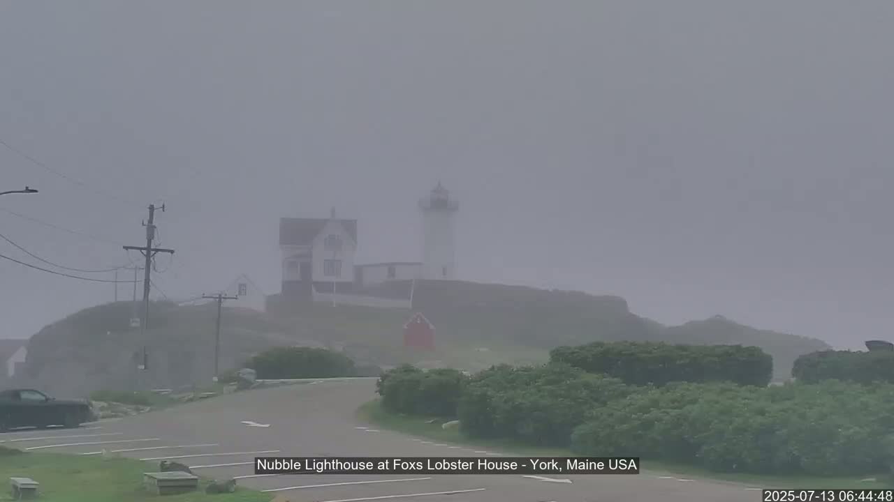 Nubble Lighthouse View Live Cam - York, Maine USA