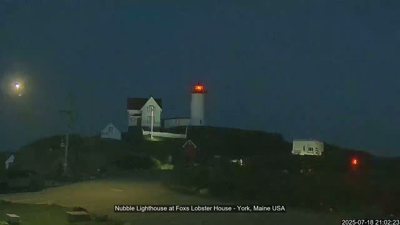 Nubble Lighthouse View Live Cam - York, Maine USA