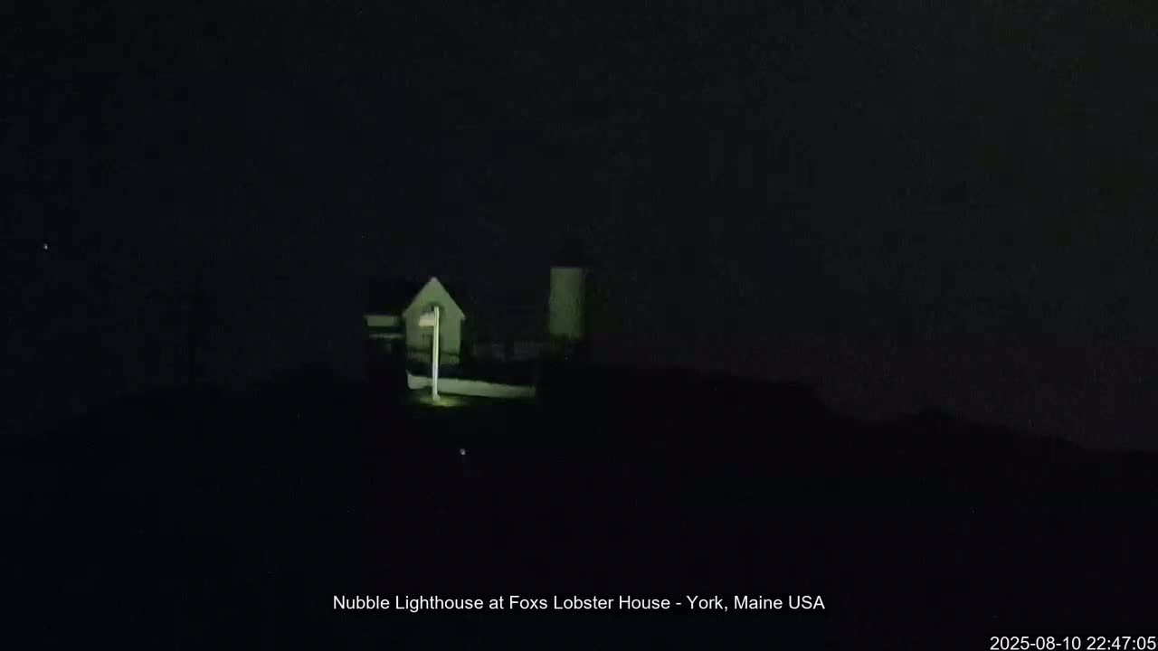 Nubble Lighthouse View Live Cam - York, Maine USA