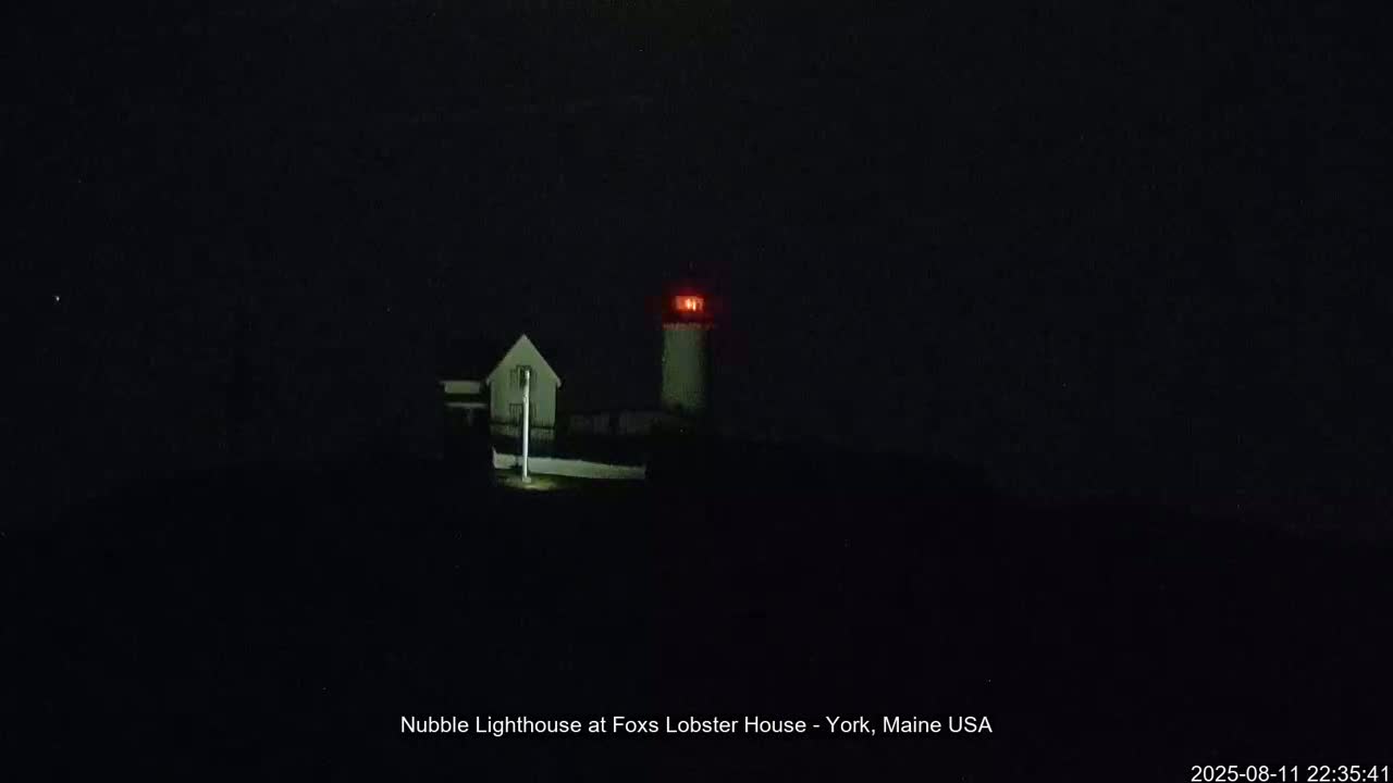 Nubble Lighthouse View Live Cam - York, Maine USA