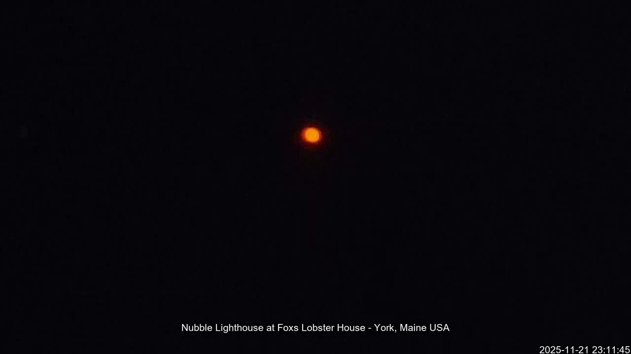 Nubble Lighthouse View Live Cam - York, Maine USA