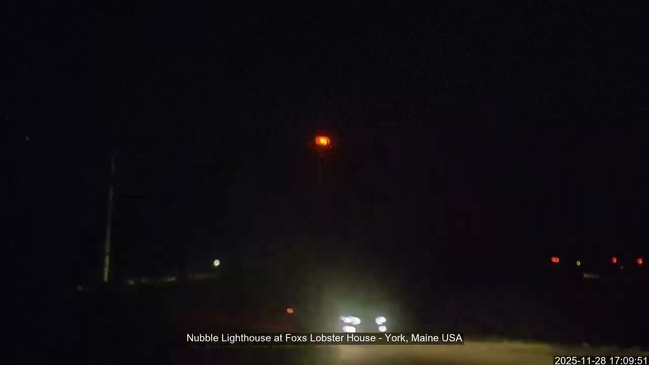 Nubble Lighthouse View Live Cam - York, Maine USA