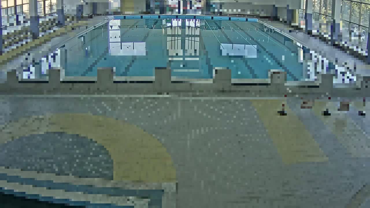 Trenčín, Municipal Swimming Pool Indoor Live Cam - Trencin, Okres Trencin, Slovakia