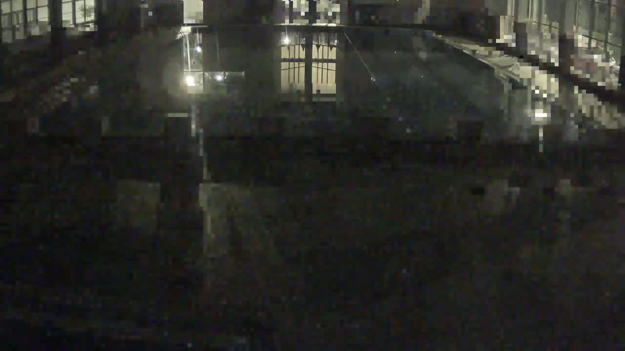 Trenčín, Municipal Swimming Pool Indoor Live Cam - Trencin, Okres Trencin, Slovakia