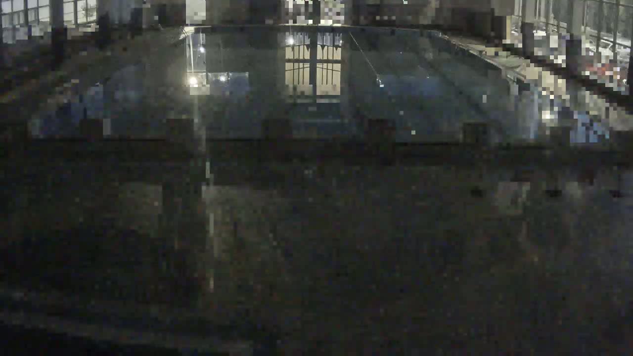 Trenčín, Municipal Swimming Pool Indoor Live Cam - Trencin, Okres Trencin, Slovakia