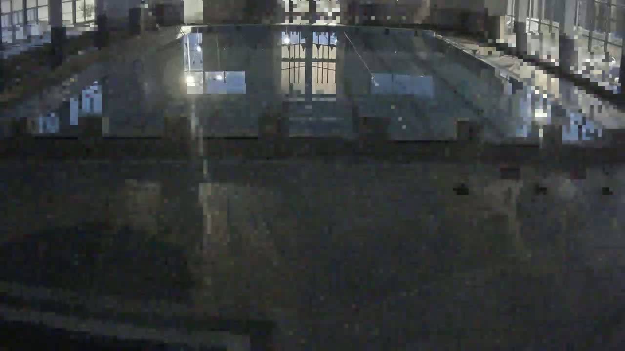 Trenčín, Municipal Swimming Pool Indoor Live Cam - Trencin, Okres Trencin, Slovakia