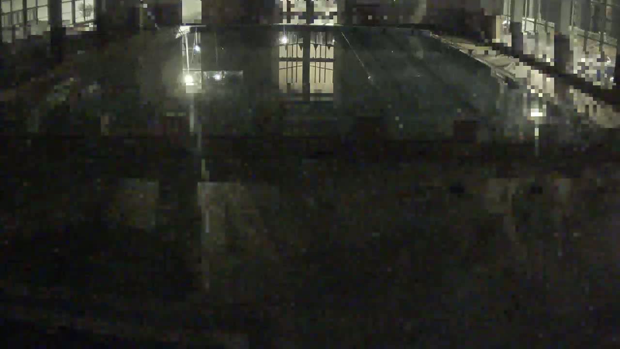 Trenčín, Municipal Swimming Pool Indoor Live Cam - Trencin, Okres Trencin, Slovakia