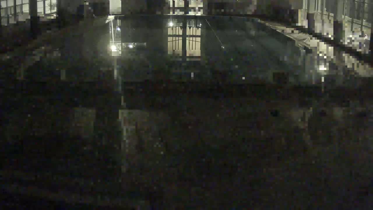 Trenčín, Municipal Swimming Pool Indoor Live Cam - Trencin, Okres Trencin, Slovakia