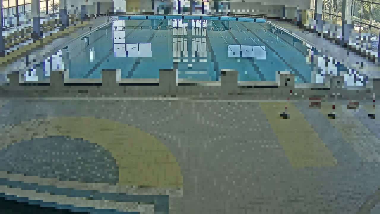 Trenčín, Municipal Swimming Pool Indoor Live Cam - Trencin, Okres Trencin, Slovakia