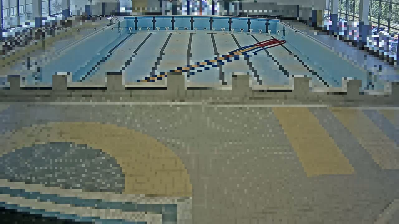 Trenčín, Municipal Swimming Pool Indoor Live Cam - Trencin, Okres Trencin, Slovakia