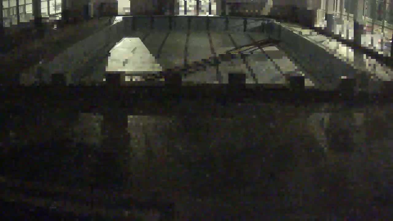 Trenčín, Municipal Swimming Pool Indoor Live Cam - Trencin, Okres Trencin, Slovakia
