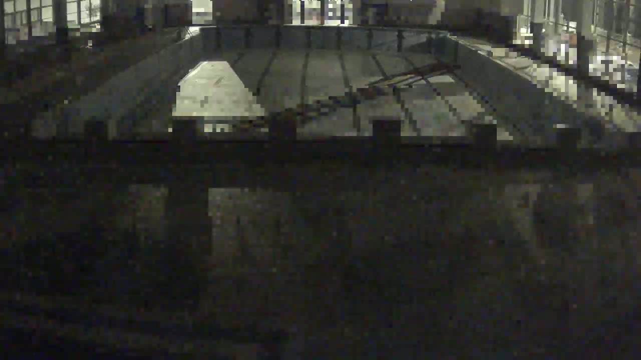 Trenčín, Municipal Swimming Pool Indoor Live Cam - Trencin, Okres Trencin, Slovakia