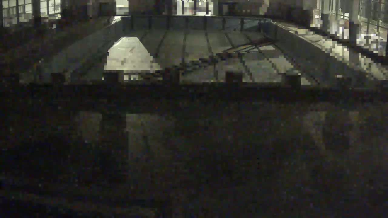 Trenčín, Municipal Swimming Pool Indoor Live Cam - Trencin, Okres Trencin, Slovakia