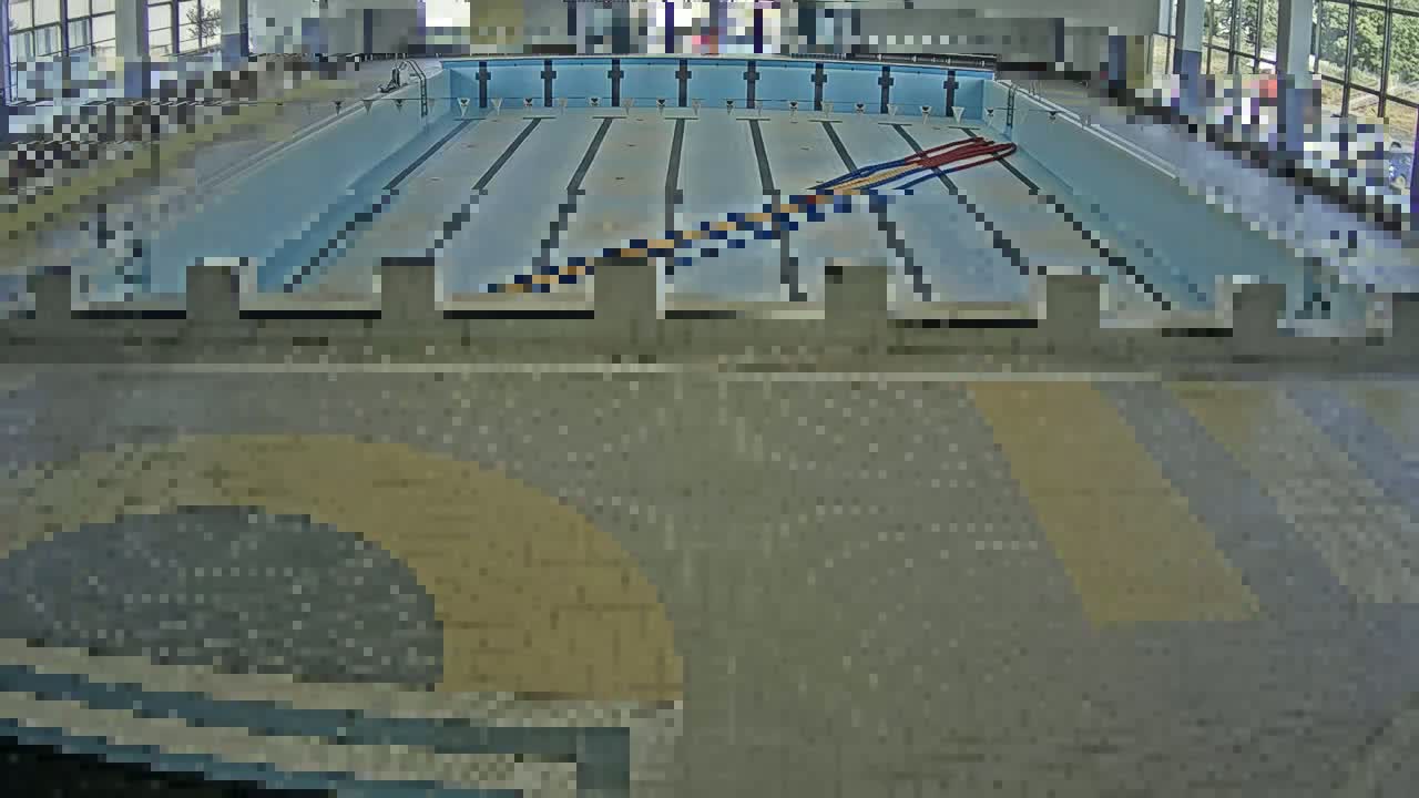 Trenčín, Municipal Swimming Pool Indoor Live Cam - Trencin, Okres Trencin, Slovakia