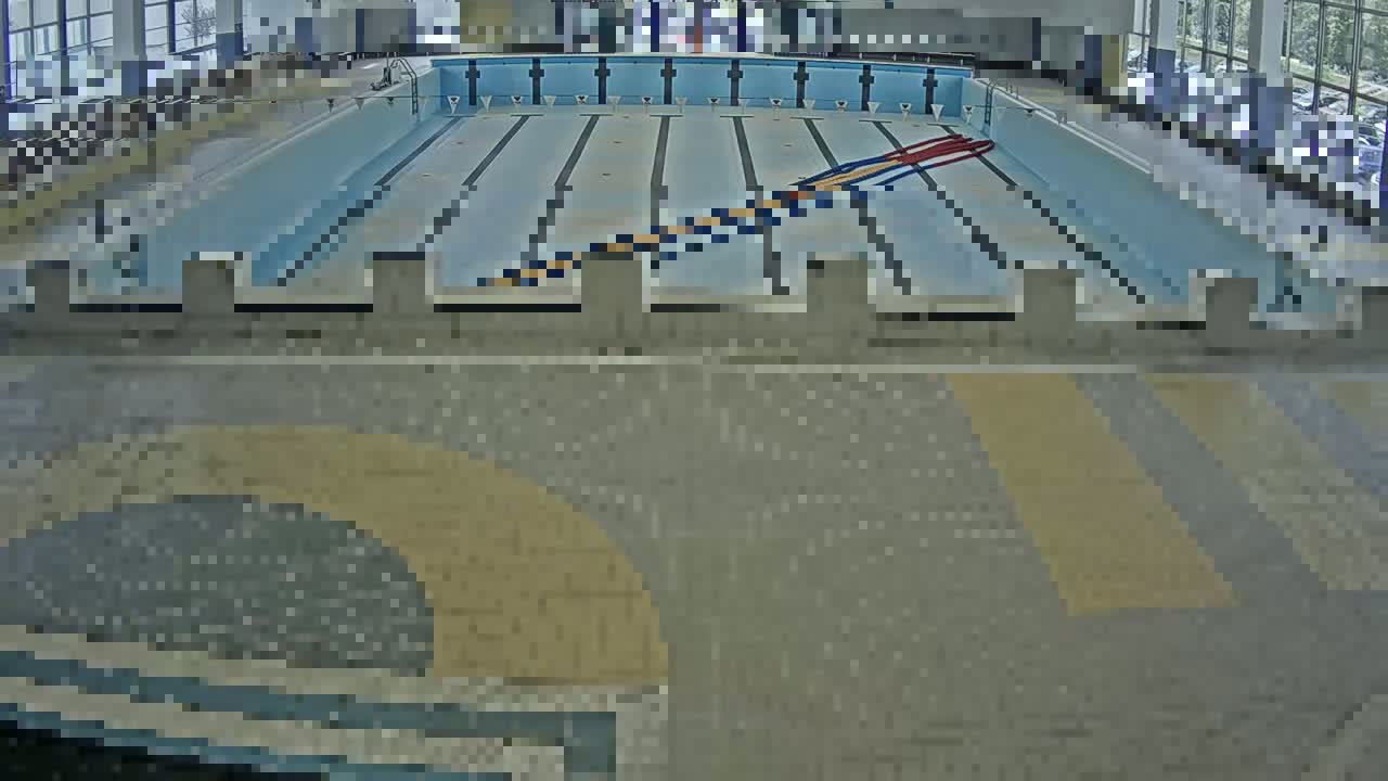 Trenčín, Municipal Swimming Pool Indoor Live Cam - Trencin, Okres Trencin, Slovakia