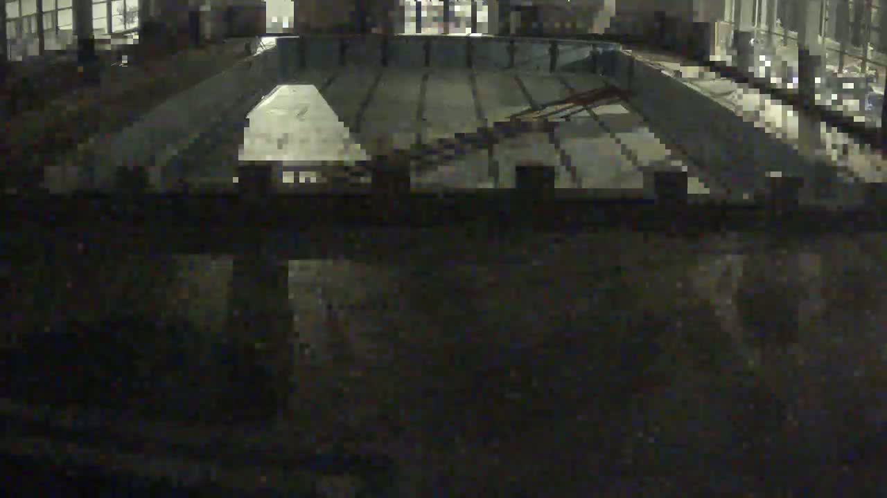 Trenčín, Municipal Swimming Pool Indoor Live Cam - Trencin, Okres Trencin, Slovakia