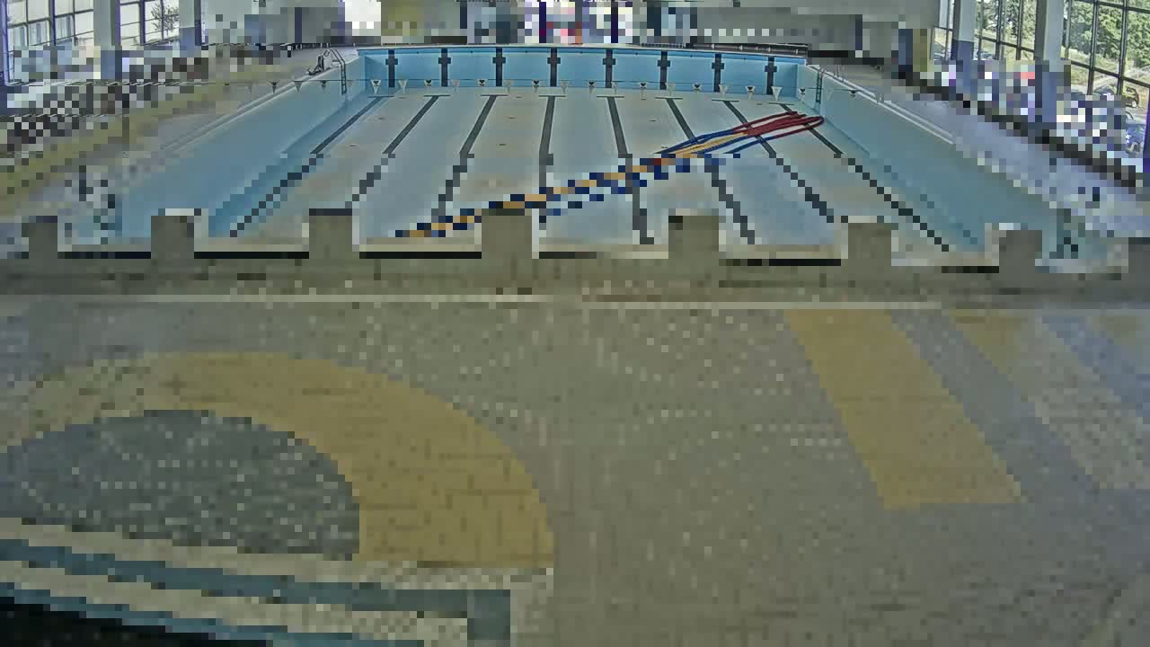 Trenčín, Municipal Swimming Pool Indoor Live Cam - Trencin, Okres Trencin, Slovakia