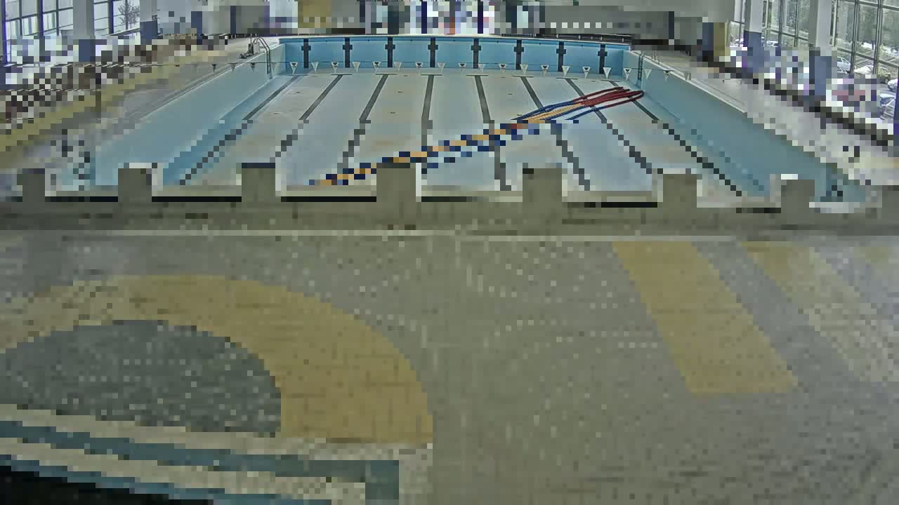 Trenčín, Municipal Swimming Pool Indoor Live Cam - Trencin, Okres Trencin, Slovakia