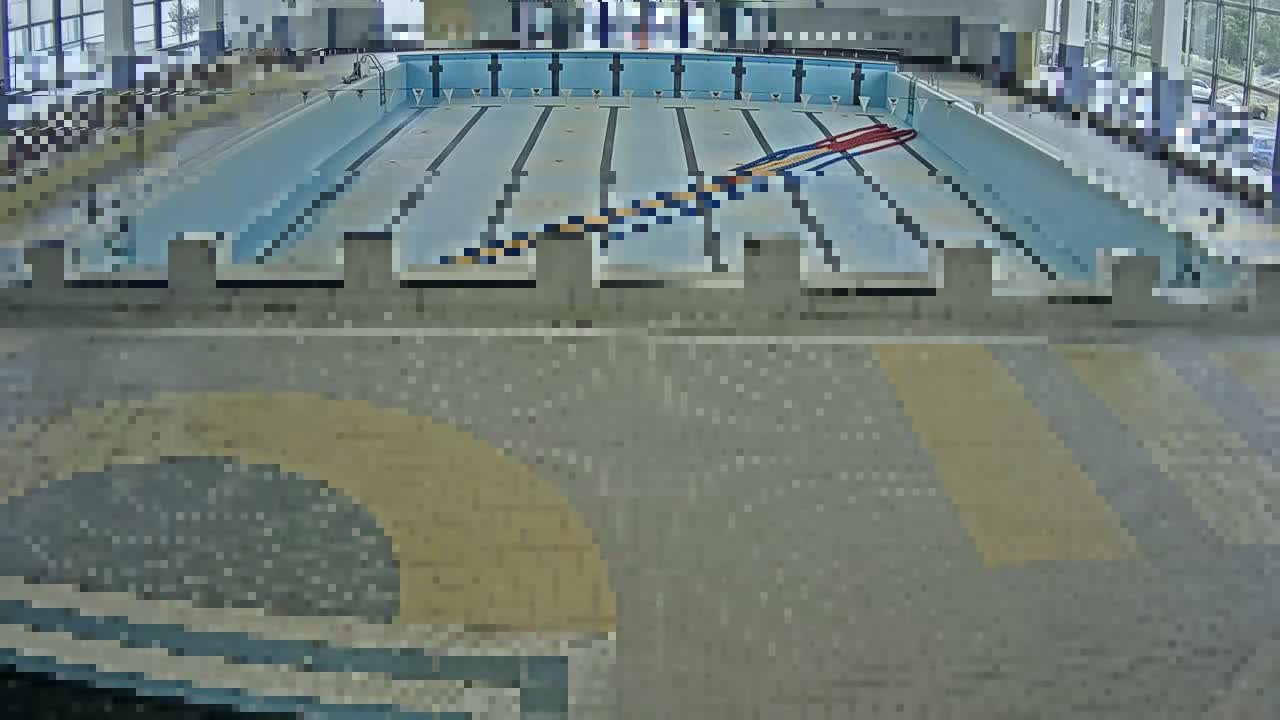 Trenčín, Municipal Swimming Pool Indoor Live Cam - Trencin, Okres Trencin, Slovakia