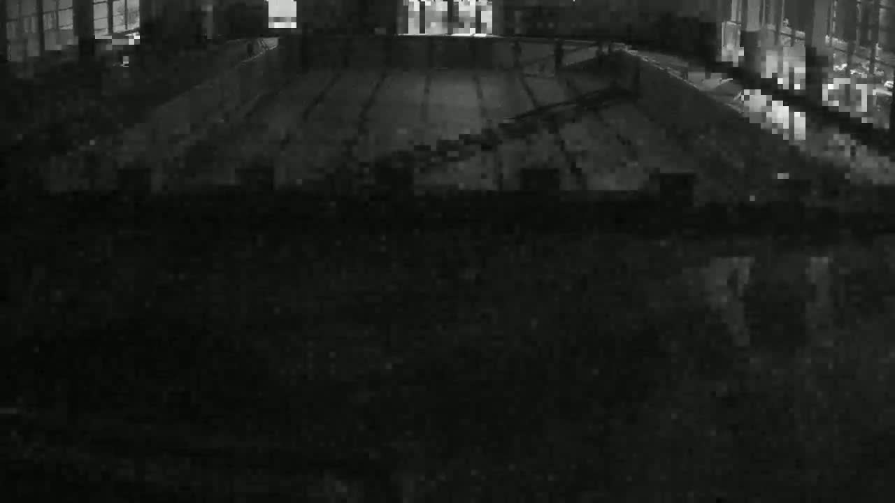 Trenčín, Municipal Swimming Pool Indoor Live Cam - Trencin, Okres Trencin, Slovakia