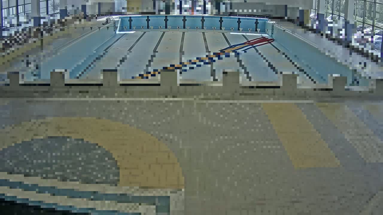 Trenčín, Municipal Swimming Pool Indoor Live Cam - Trencin, Okres Trencin, Slovakia