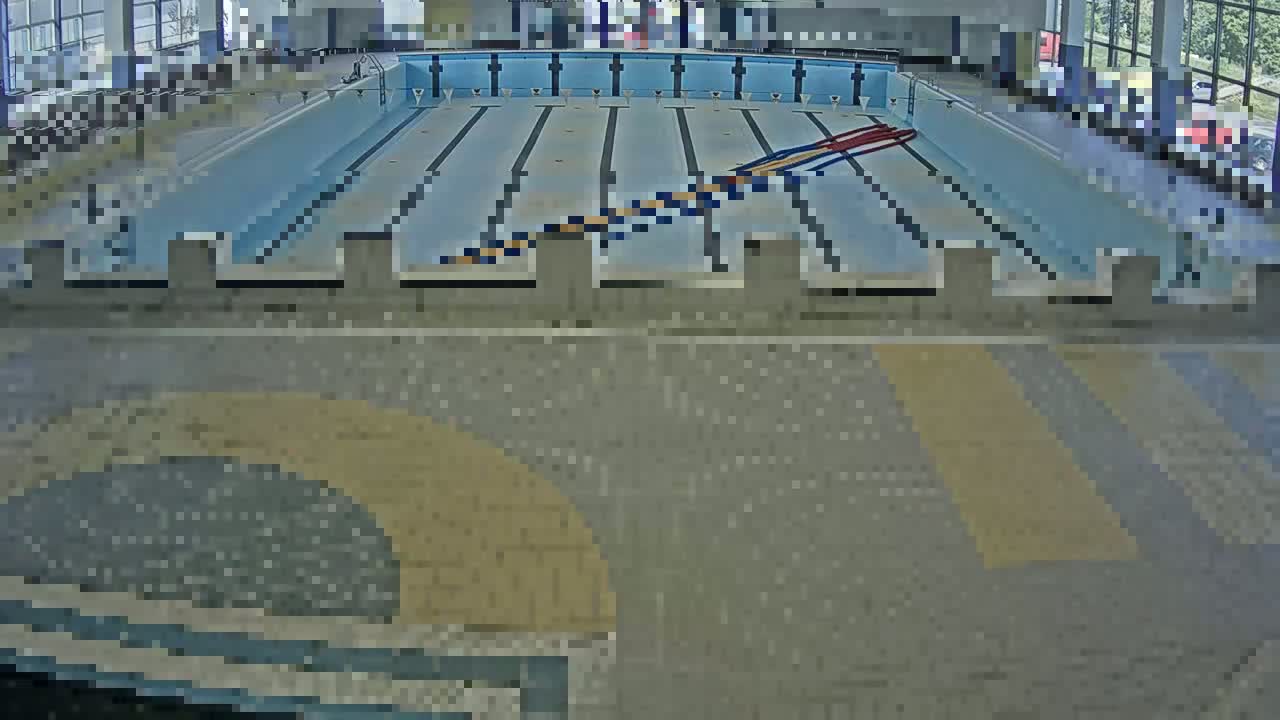 Trenčín, Municipal Swimming Pool Indoor Live Cam - Trencin, Okres Trencin, Slovakia