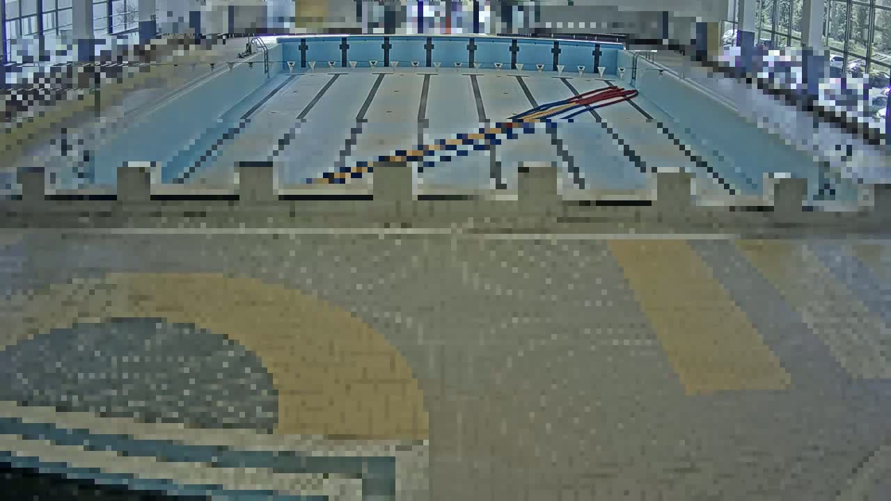 Trenčín, Municipal Swimming Pool Indoor Live Cam - Trencin, Okres Trencin, Slovakia
