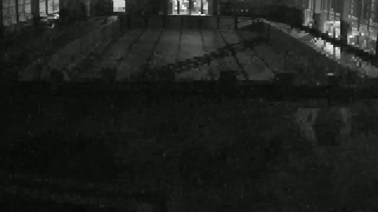 Trenčín, Municipal Swimming Pool Indoor Live Cam - Trencin, Okres Trencin, Slovakia