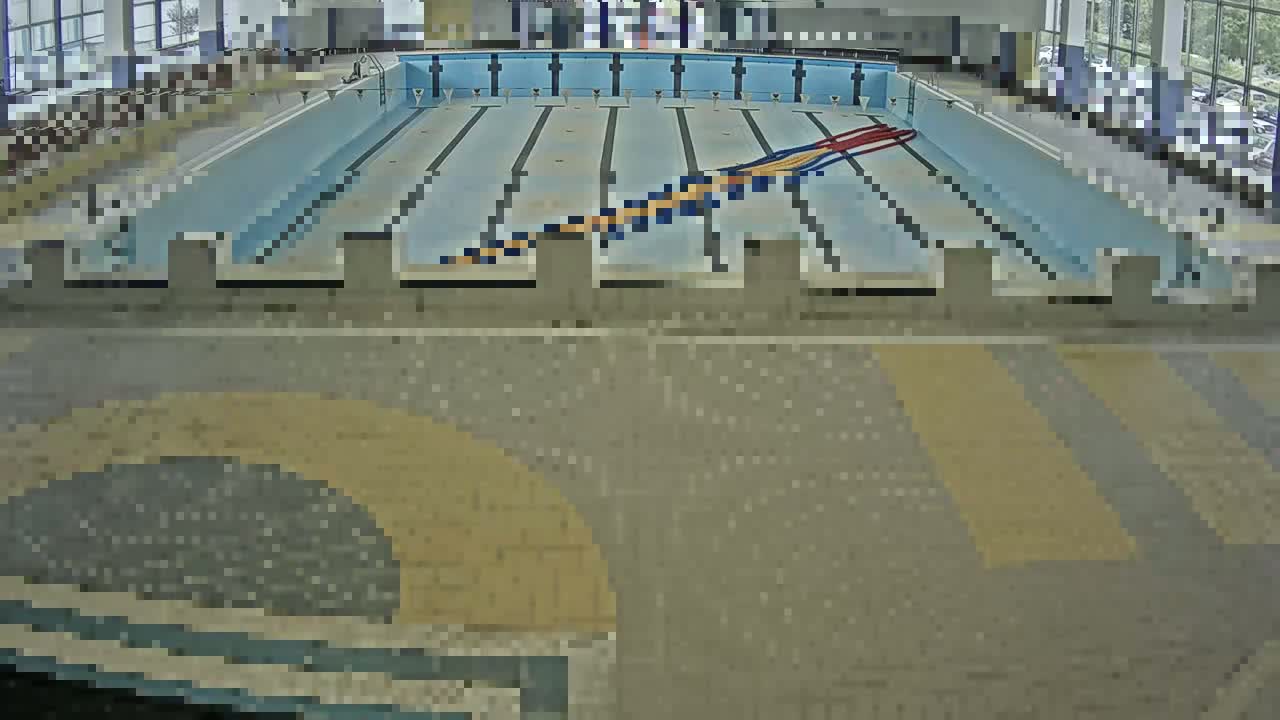 Trenčín, Municipal Swimming Pool Indoor Live Cam - Trencin, Okres Trencin, Slovakia