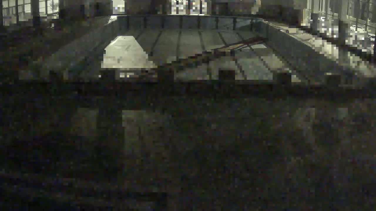 Trenčín, Municipal Swimming Pool Indoor Live Cam - Trencin, Okres Trencin, Slovakia