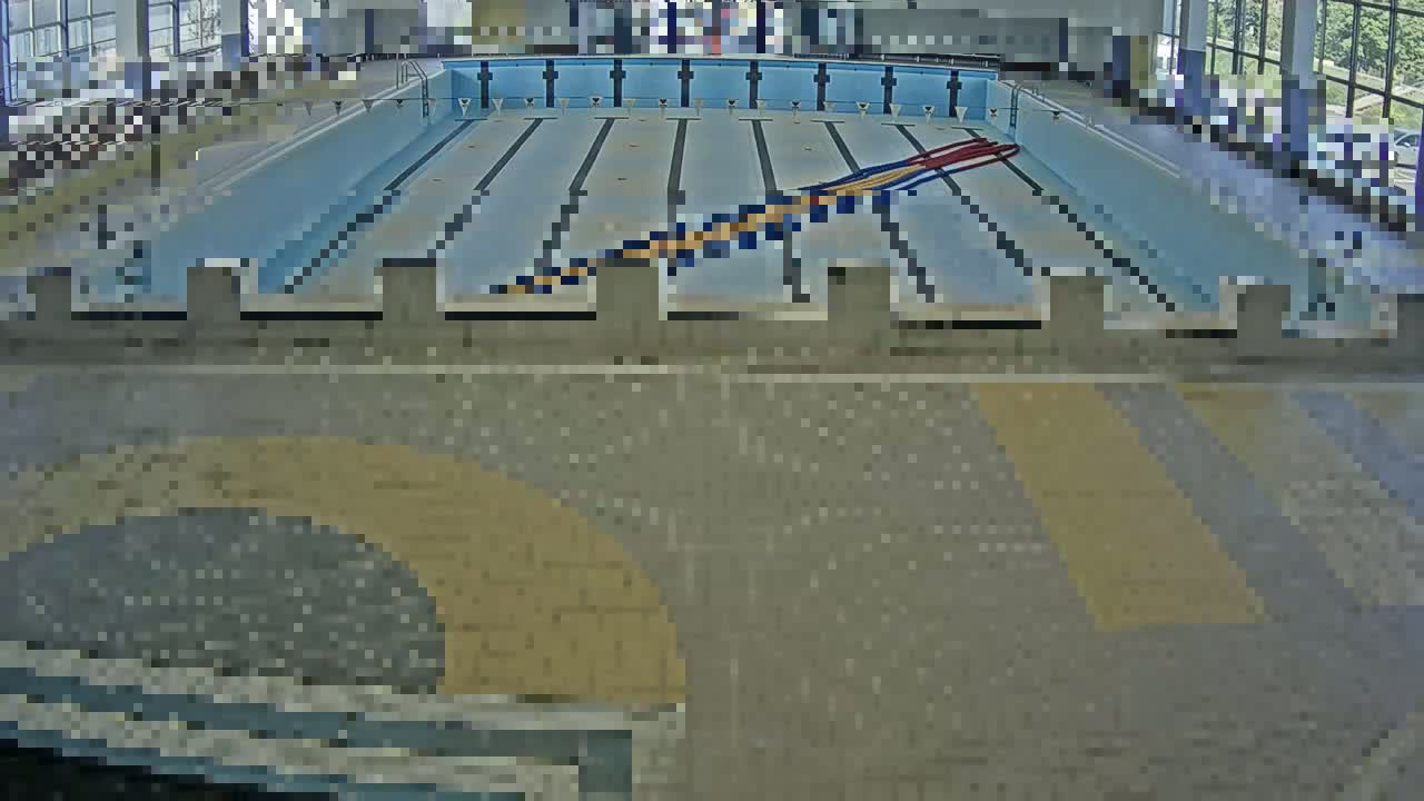 Trenčín, Municipal Swimming Pool Indoor Live Cam - Trencin, Okres Trencin, Slovakia