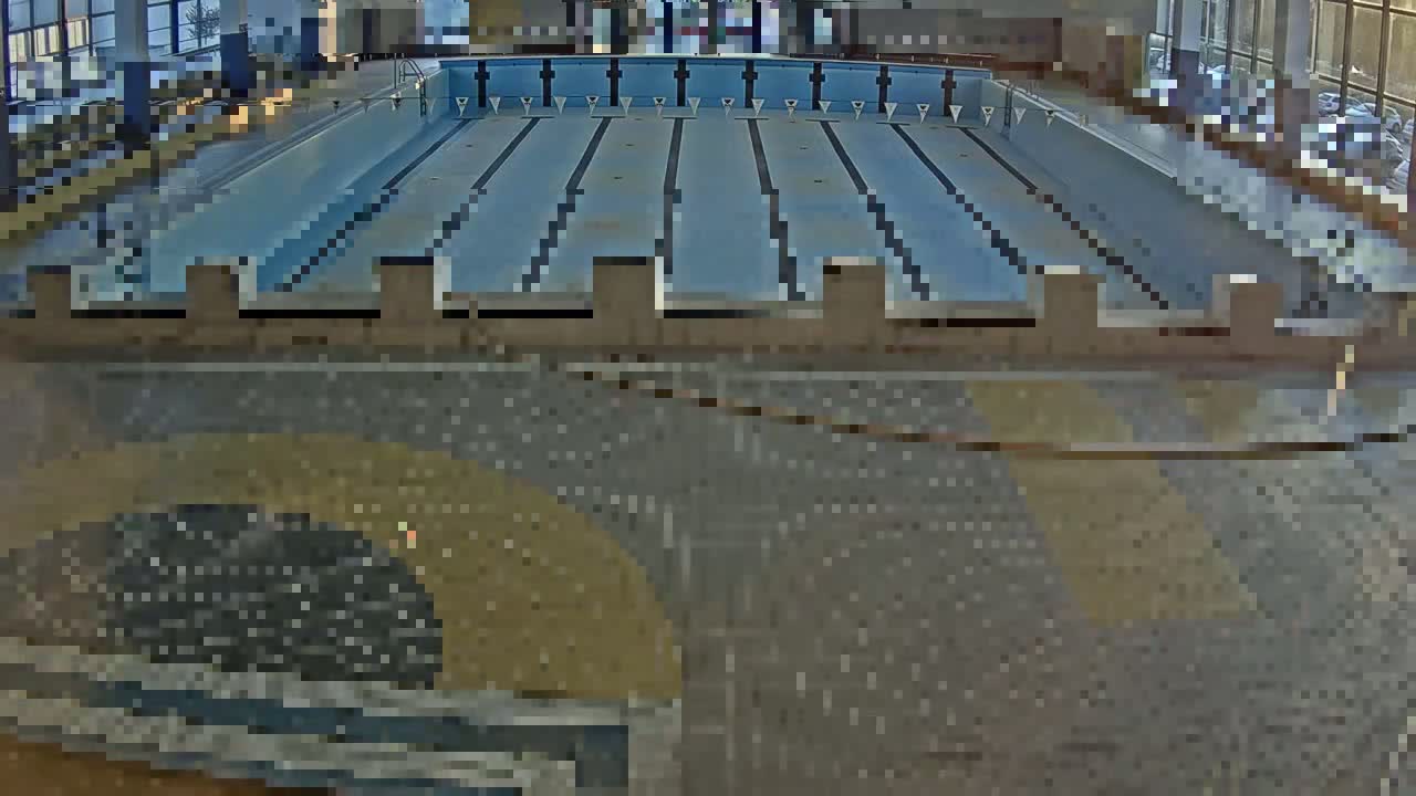 Trenčín, Municipal Swimming Pool Indoor Live Cam - Trencin, Okres Trencin, Slovakia