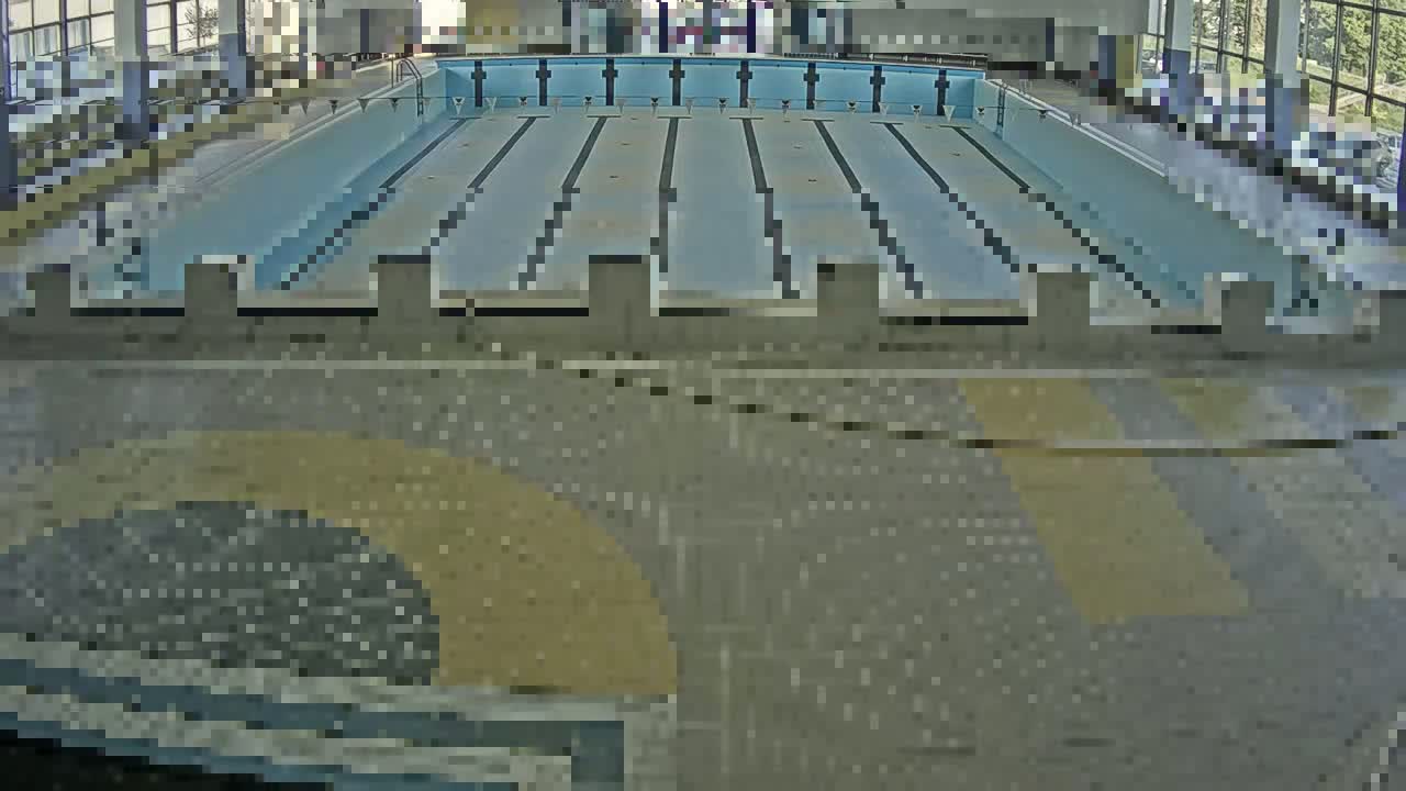 Trenčín, Municipal Swimming Pool Indoor Live Cam - Trencin, Okres Trencin, Slovakia