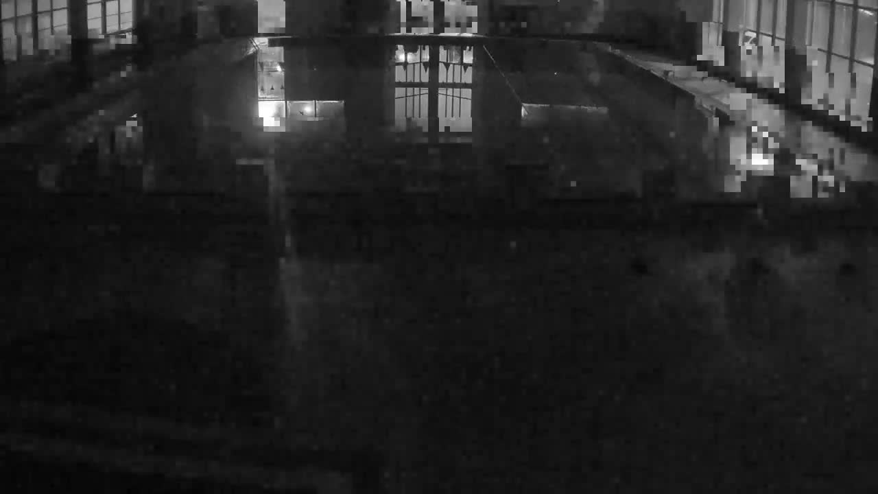Trenčín, Municipal Swimming Pool Indoor Live Cam - Trencin, Okres Trencin, Slovakia