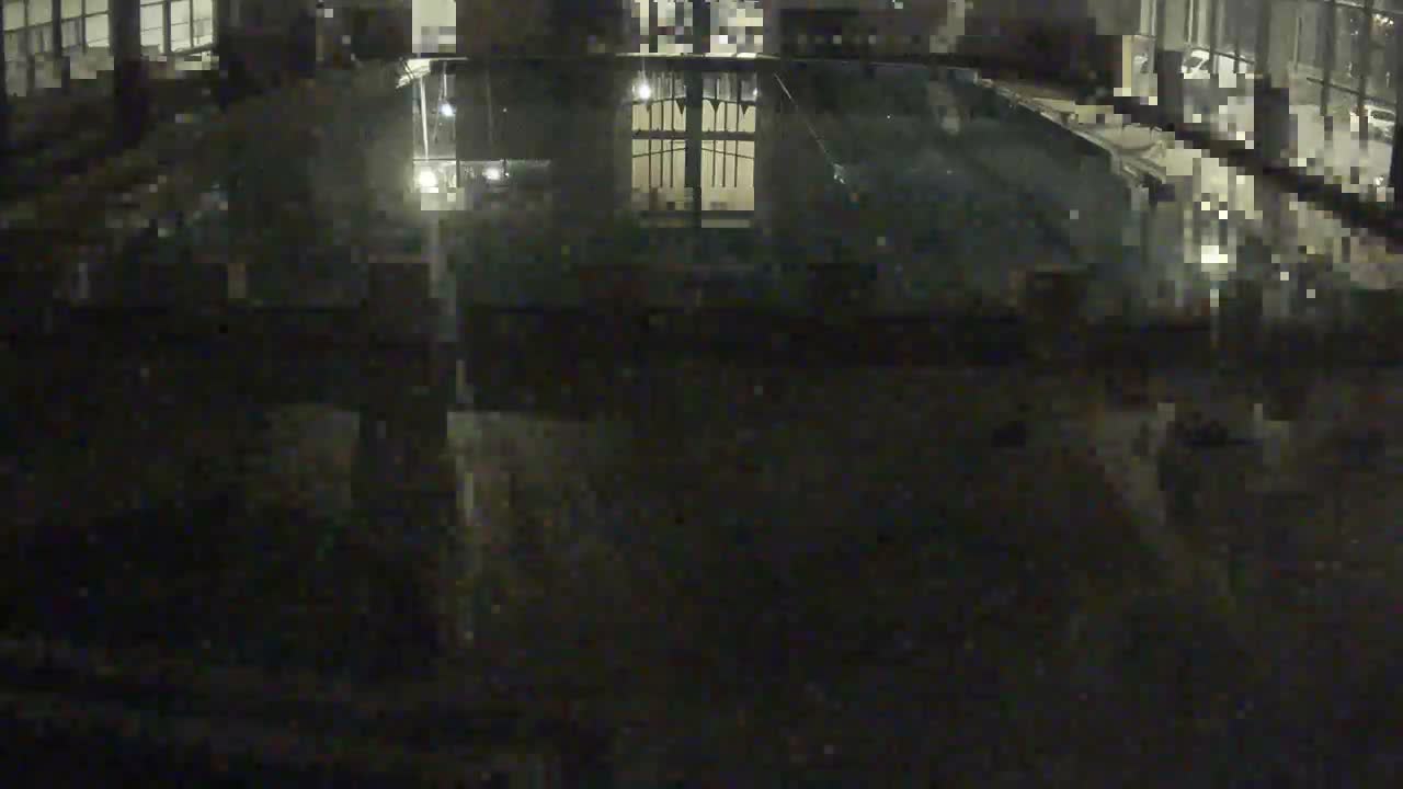 Trenčín, Municipal Swimming Pool Indoor Live Cam - Trencin, Okres Trencin, Slovakia