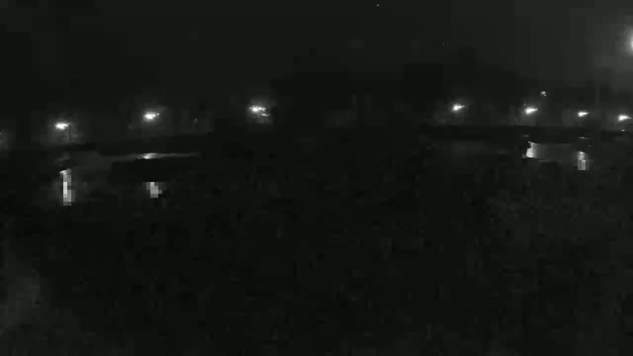 Trenčín, Summer Swimming Pool Outdoor & Trencin Castle Live Cam - Trencin, Okres Trencin, Slovakia