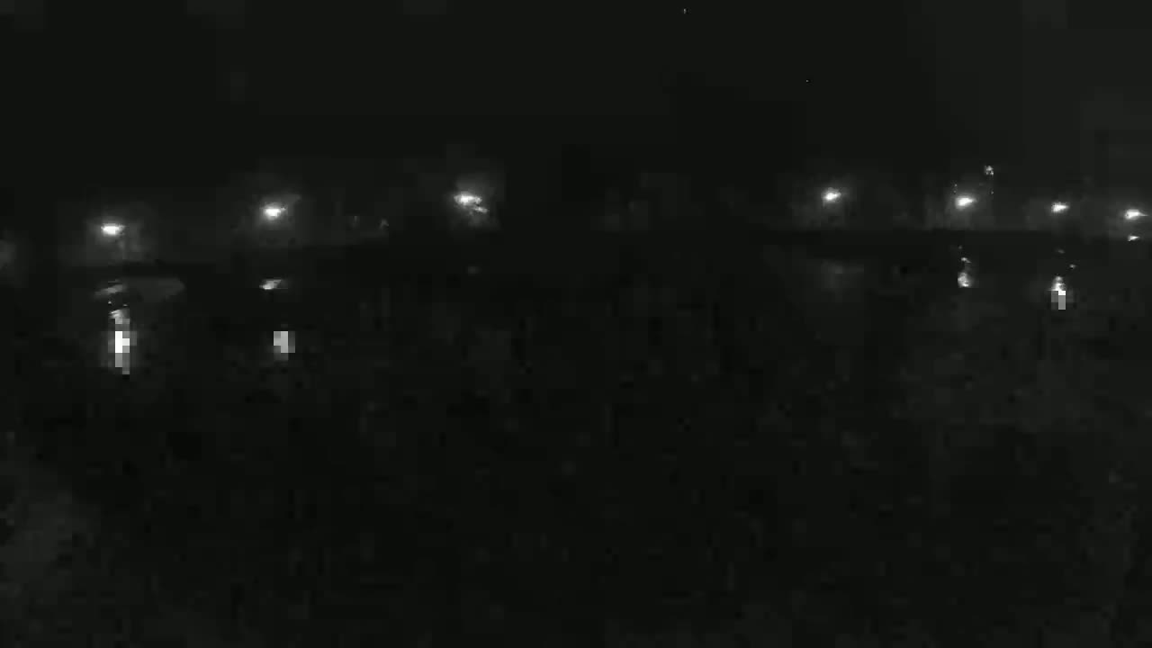 Trenčín, Summer Swimming Pool Outdoor  Live Cam - Trencin, Okres Trencin, Slovakia