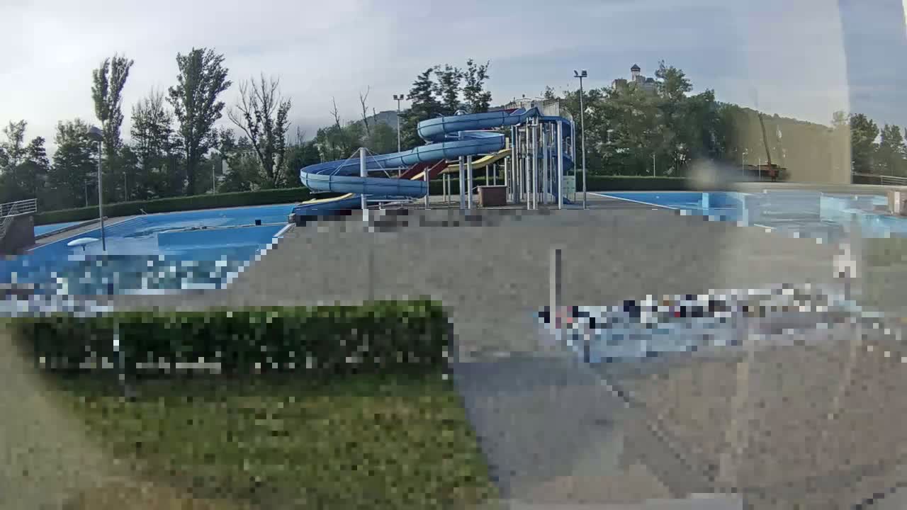 Trenčín, Summer Swimming Pool Outdoor & Trencin Castle Live Cam - Trencin, Okres Trencin, Slovakia