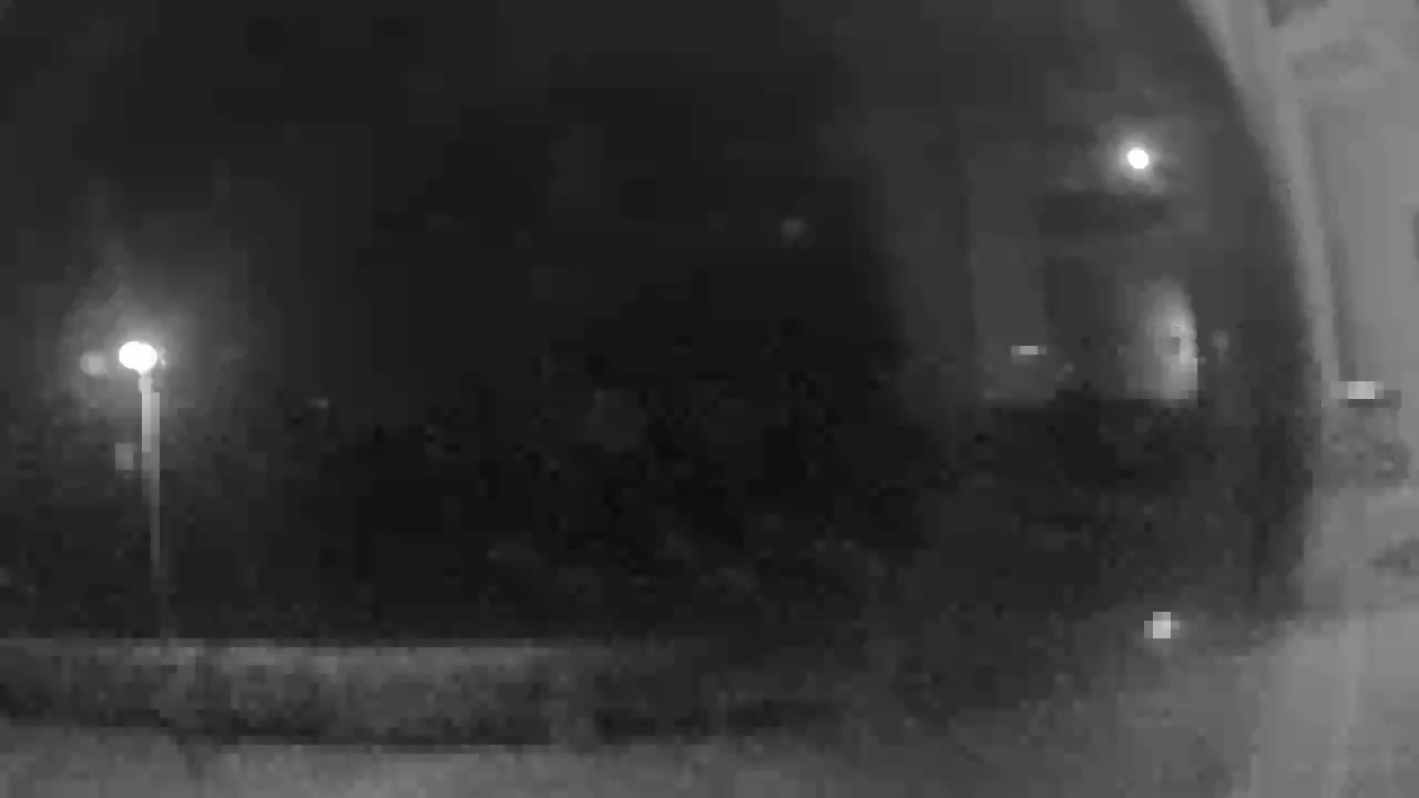 Trenčín, Summer Swimming Pool Outdoor  Live Cam - Trencin, Okres Trencin, Slovakia