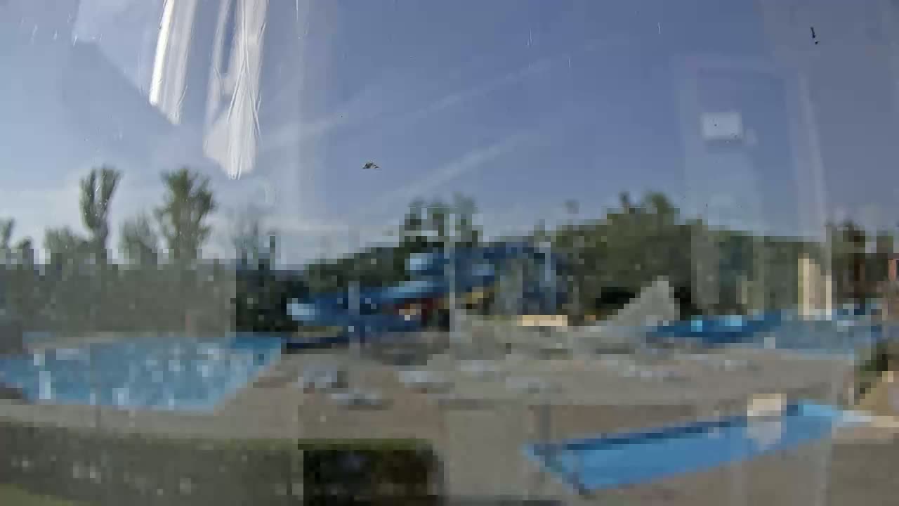 Trenčín, Summer Swimming Pool Outdoor  Live Cam - Trencin, Okres Trencin, Slovakia