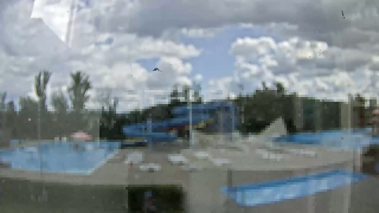 Trenčín, Summer Swimming Pool Outdoor  Live Cam - Trencin, Okres Trencin, Slovakia