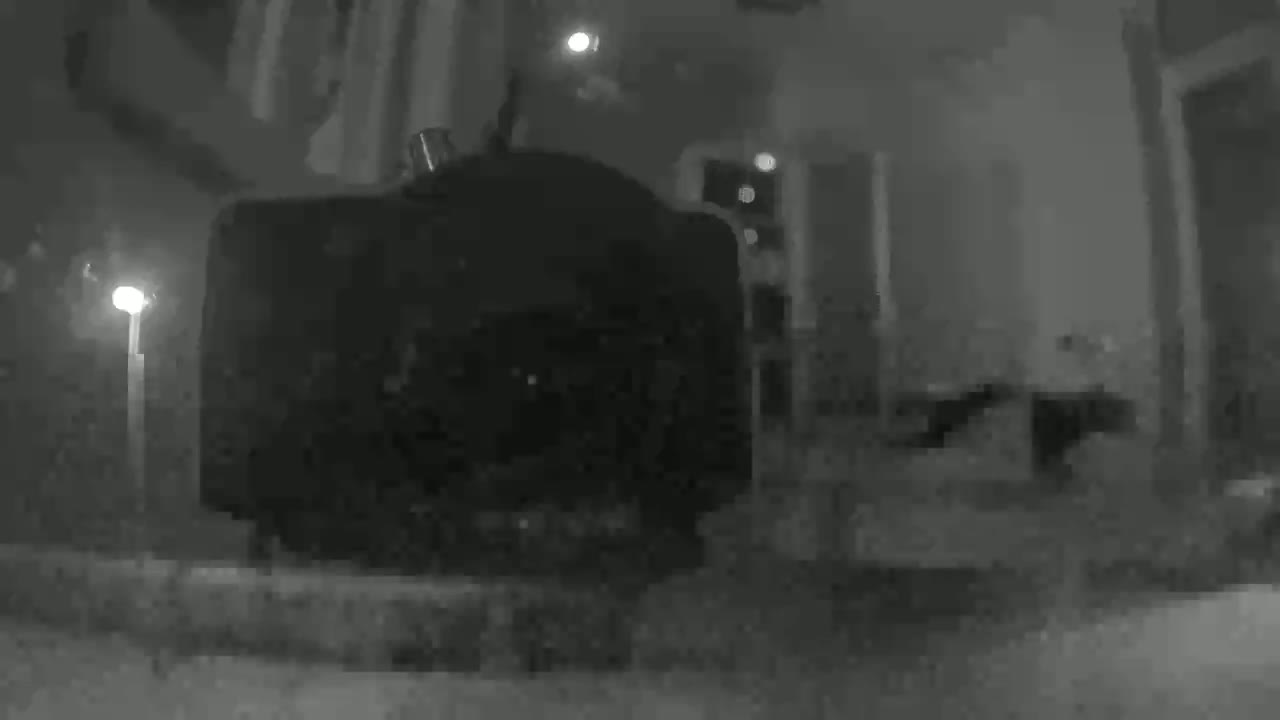 Trenčín, Summer Swimming Pool Outdoor  Live Cam - Trencin, Okres Trencin, Slovakia