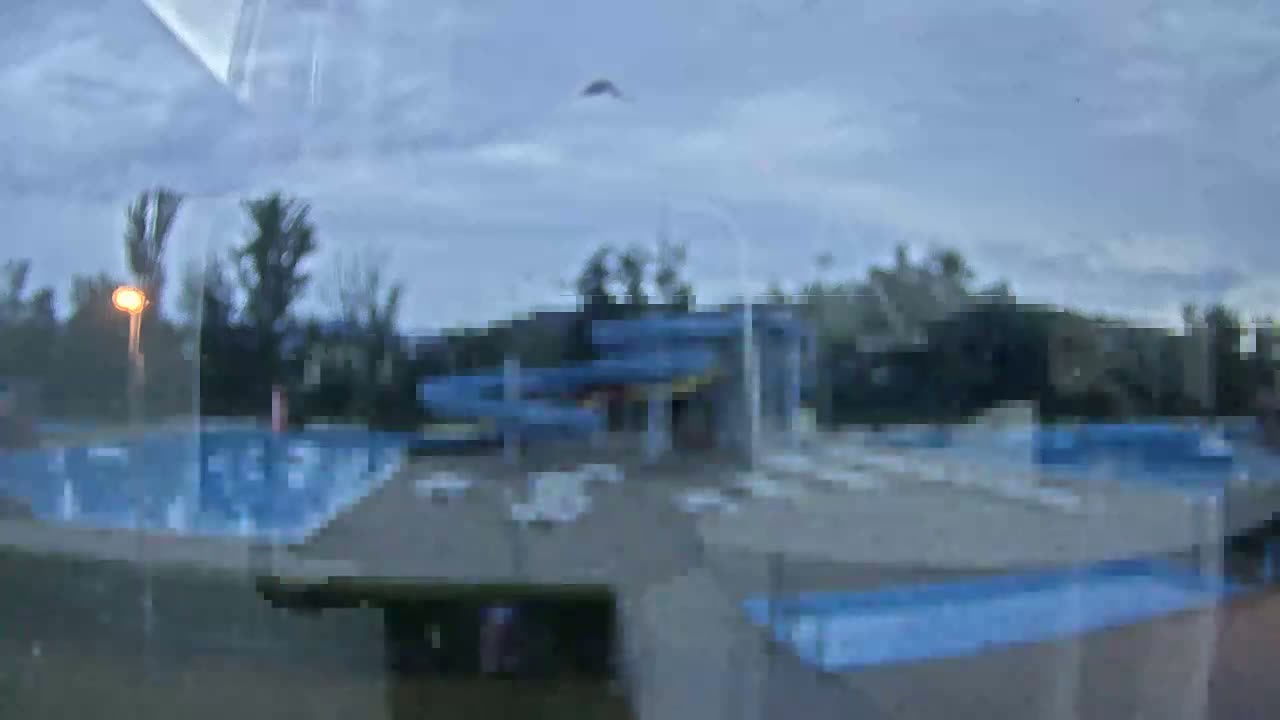 Trenčín, Summer Swimming Pool Outdoor  Live Cam - Trencin, Okres Trencin, Slovakia