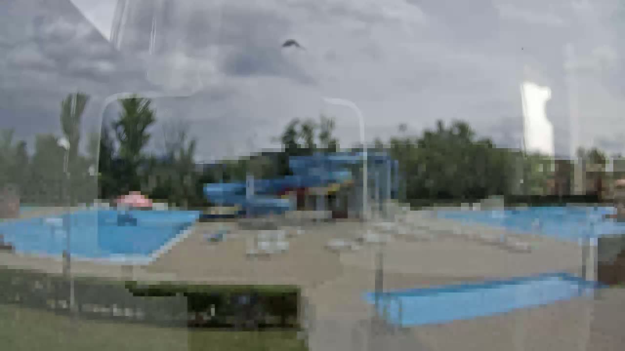 Trenčín, Summer Swimming Pool Outdoor  Live Cam - Trencin, Okres Trencin, Slovakia