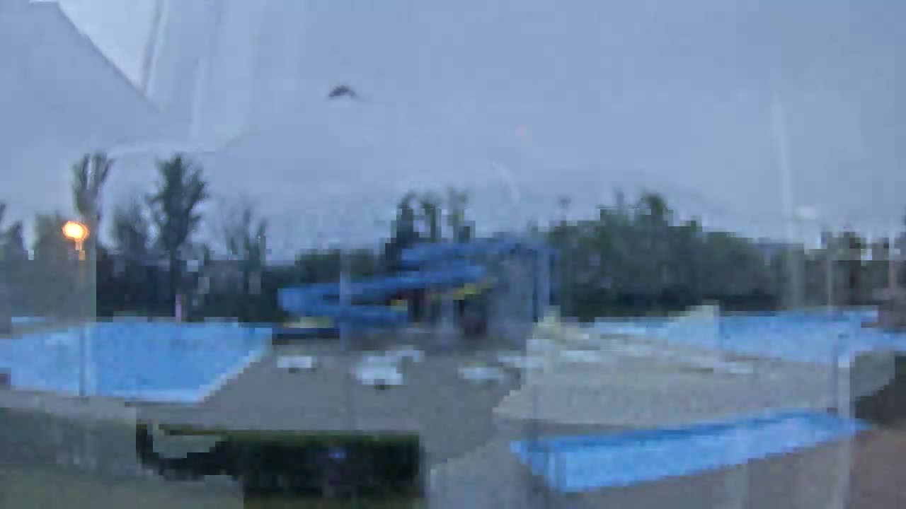 Trenčín, Summer Swimming Pool Outdoor  Live Cam - Trencin, Okres Trencin, Slovakia