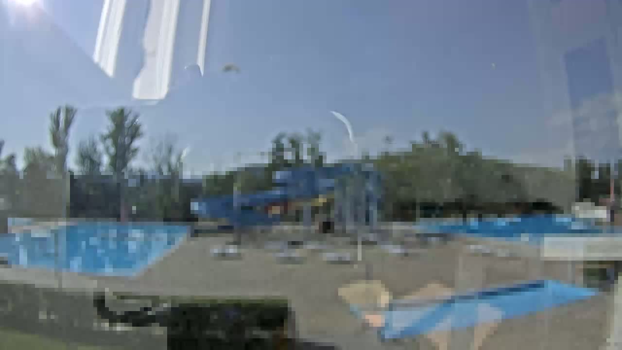 Trenčín, Summer Swimming Pool Outdoor  Live Cam - Trencin, Okres Trencin, Slovakia