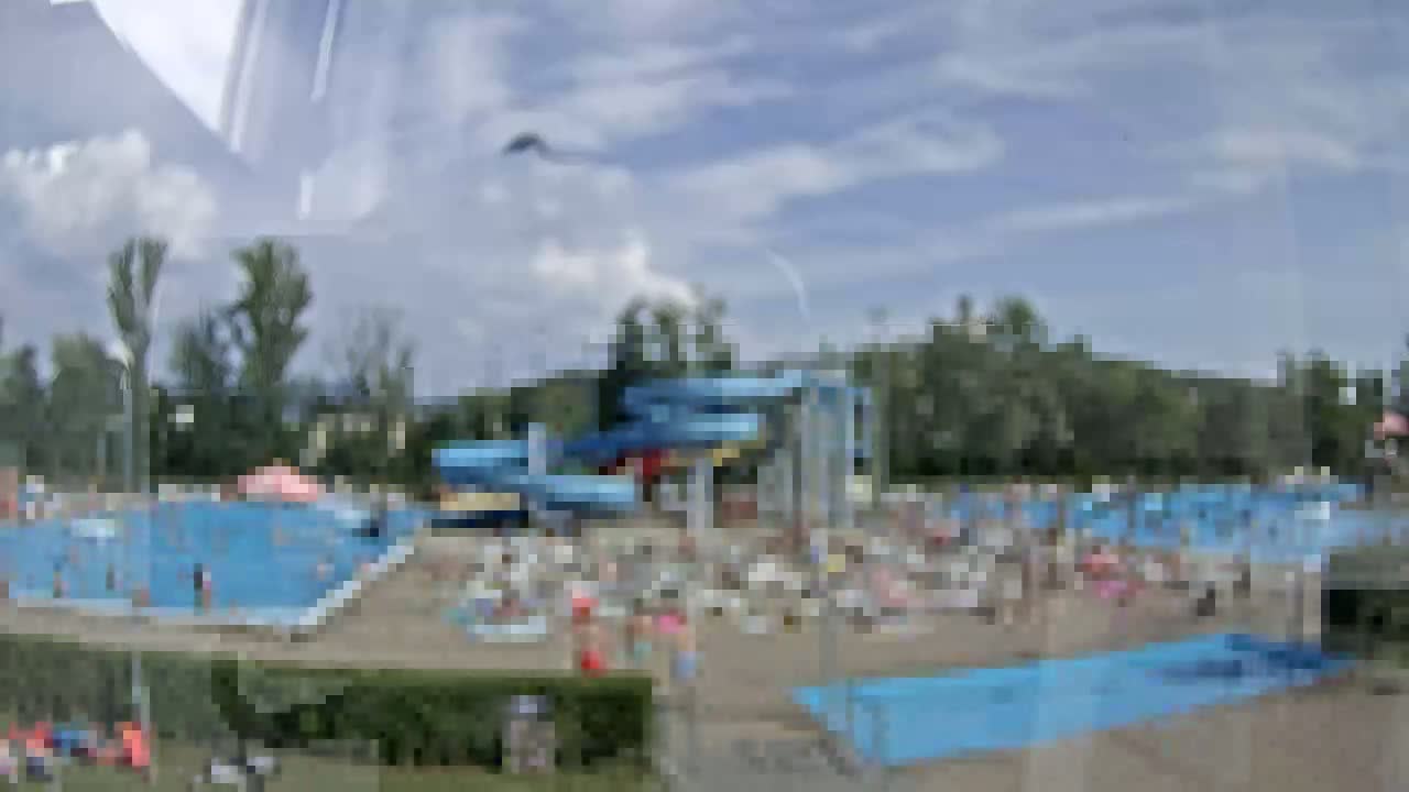 Trenčín, Summer Swimming Pool Outdoor  Live Cam - Trencin, Okres Trencin, Slovakia