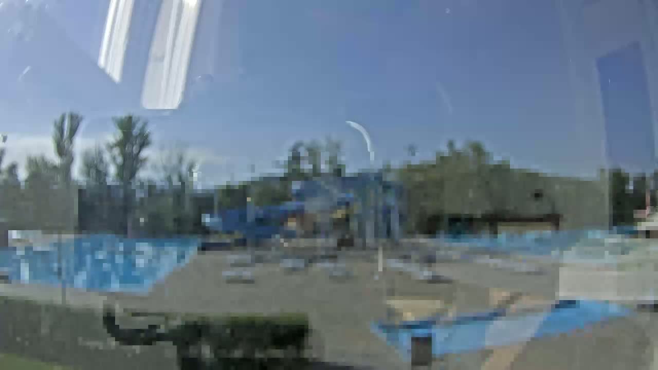 Trenčín, Summer Swimming Pool Outdoor  Live Cam - Trencin, Okres Trencin, Slovakia